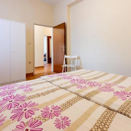 Ferienwohnung Fuer 4 Personen Ca 50 Qm In Crikvenica, Kvarner Bucht Und Umgebung - A87848 Апартаменты *